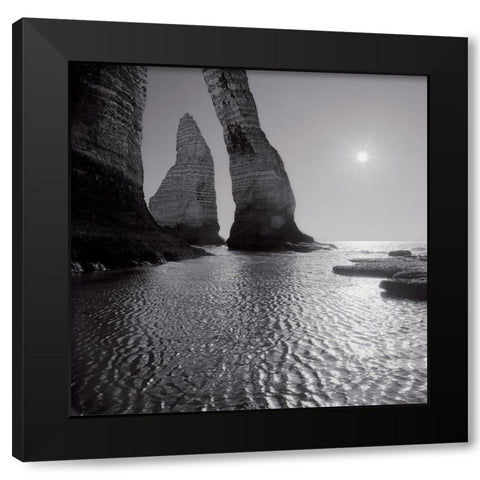Etretat Black Modern Wood Framed Art Print by Laurenceau, Gerard