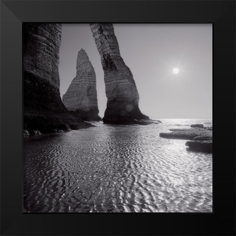 Etretat Black Modern Wood Framed Art Print by Laurenceau, Gerard