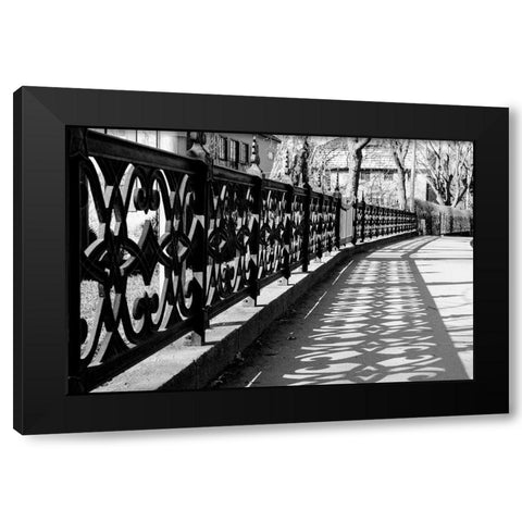 Ombre AlignÃ©e Black Modern Wood Framed Art Print by Braun Studio