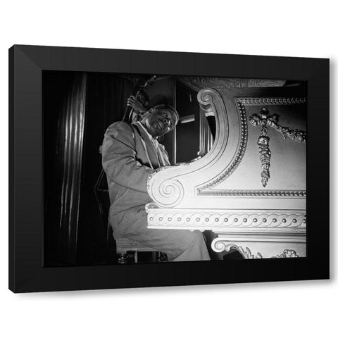 Erroll Garner-New York 1947 Black Modern Wood Framed Art Print by Gottlieb, William