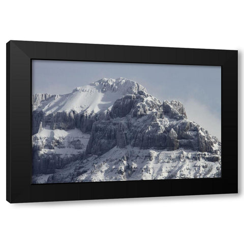 Amphitheater Mountain 3, Yellowstone National Park Black Modern Wood Framed Art Print with Double Matting by Peaco, Jim