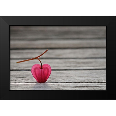 Natural heart Black Modern Wood Framed Art Print by Gronkjaer, Lotte