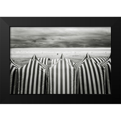 On the beach Black Modern Wood Framed Art Print by Guerra, Toni
