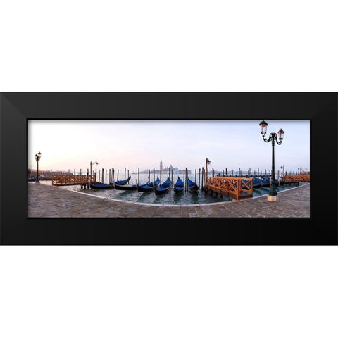 Gondeln in Venedig Black Modern Wood Framed Art Print by Fischer, Rolf