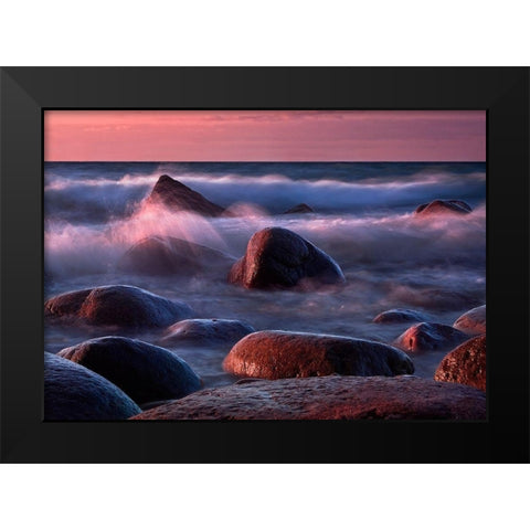 Ruegen Brandung Black Modern Wood Framed Art Print by Ernemann, Lothar