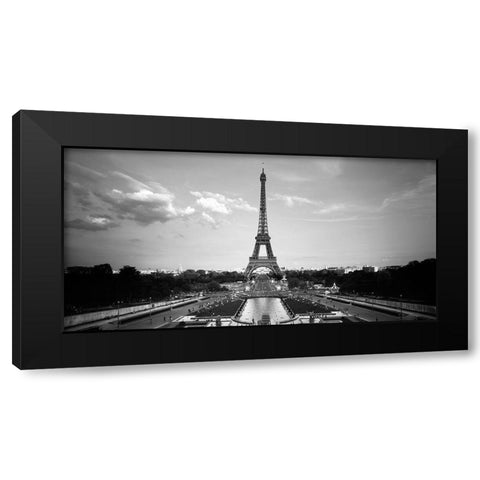 Eiffel Turm I Black Modern Wood Framed Art Print with Double Matting by Seidel, Leo