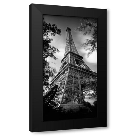 Eiffel Turm II Black Modern Wood Framed Art Print with Double Matting by Seidel, Leo