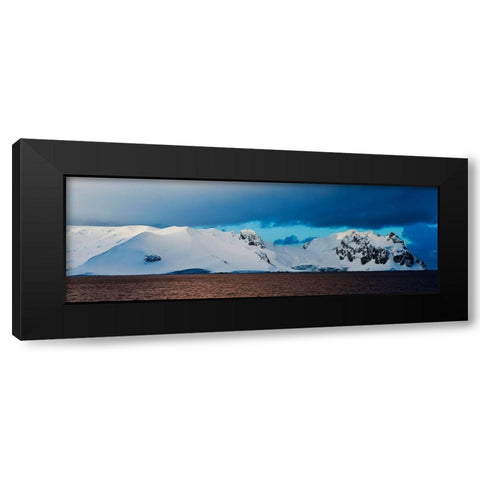 Terra Polaris Black Modern Wood Framed Art Print with Double Matting by Brommelhorster, Ulf