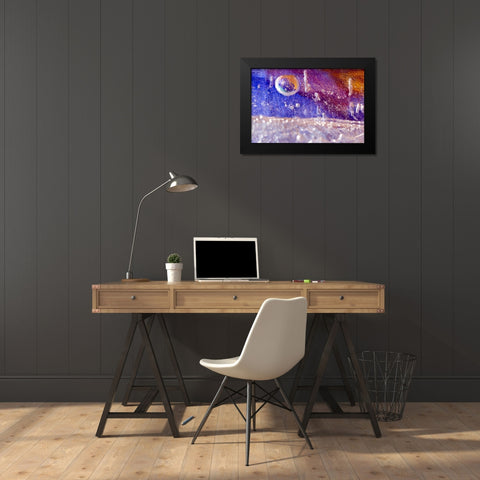 The Circled Ice Black Modern Wood Framed Art Print by NUPHO