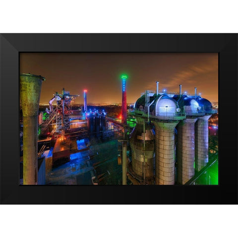 Duisburg Nacht Black Modern Wood Framed Art Print by Fischer, Rolf