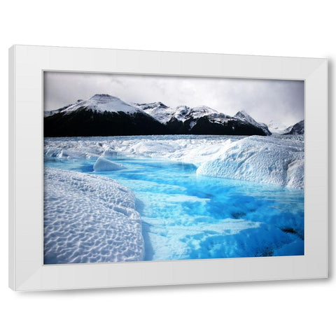 Ocean 59 White Modern Wood Framed Art Print by Lee, Rachel