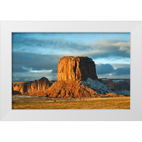Rocks 15 White Modern Wood Framed Art Print by Lee, Rachel