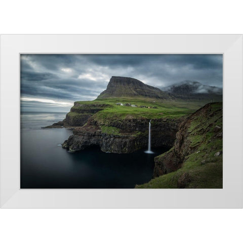Mulafosser White Modern Wood Framed Art Print by Head, Danny