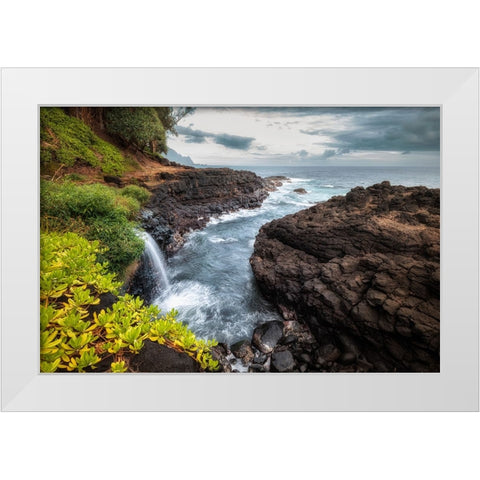 Flowing Inward White Modern Wood Framed Art Print by Head, Danny
