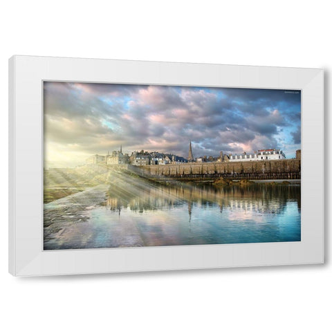 City under Sun White Modern Wood Framed Art Print by Heine, Ben
