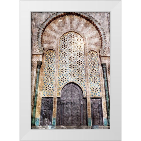 Go In White Modern Wood Framed Art Print by Villa, Milli