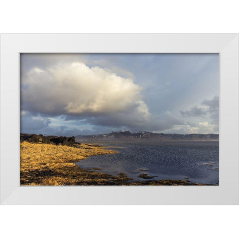 Drifter White Modern Wood Framed Art Print by Orlando