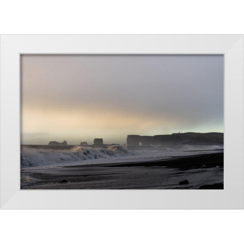 Sufers Paradise White Modern Wood Framed Art Print by Orlando