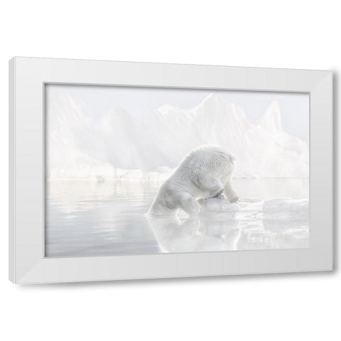 Going for a Swim White Modern Wood Framed Art Print by Van de Goor, Lars