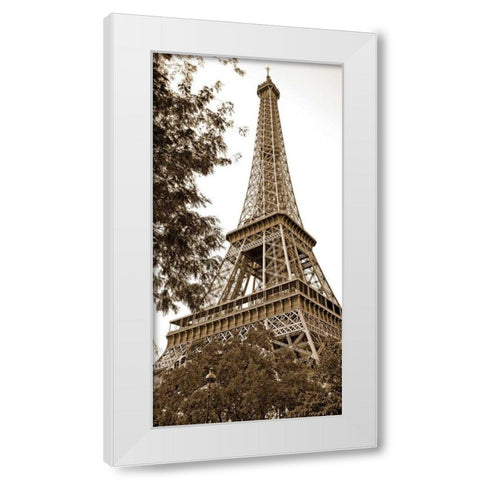 La Tour Eiffel I - Eiffel Tower I White Modern Wood Framed Art Print by Maihara/Watt, Jeff/Boyce