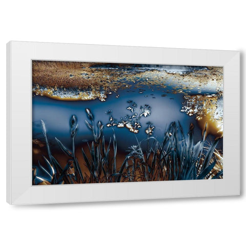 Lentic Dream I White Modern Wood Framed Art Print by Hoh, Roy