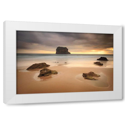 Ballota  White Modern Wood Framed Art Print by Vera, Urtzi