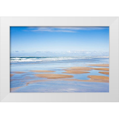 Fermoyle White Modern Wood Framed Art Print by Leprince, Vincent