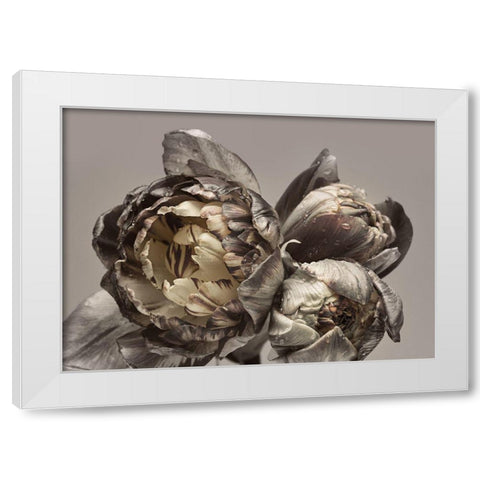 Baroque 4 White Modern Wood Framed Art Print by Design Fabrikken