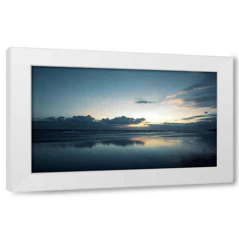 Ocean 23 White Modern Wood Framed Art Print by Winstanley, Ian