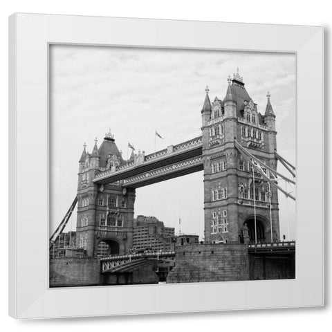 London Scene I White Modern Wood Framed Art Print by Navas, Emily