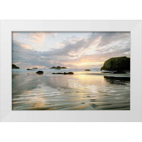 Ripples White Modern Wood Framed Art Print by Amos, Andy