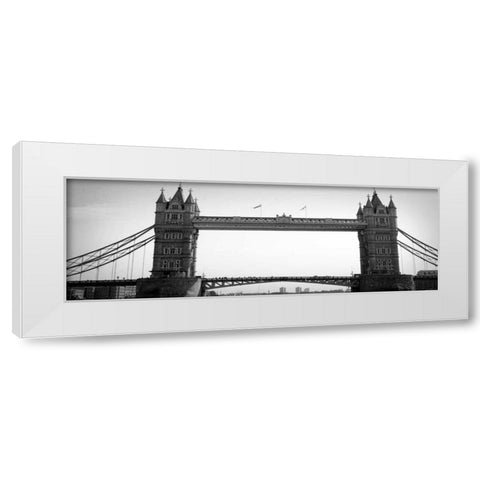 London Bridge White Modern Wood Framed Art Print by Navas, Emily