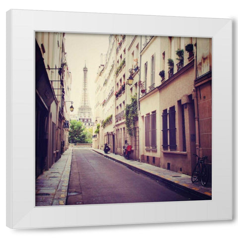 Tour Eiffel White Modern Wood Framed Art Print by Marshall, Laura