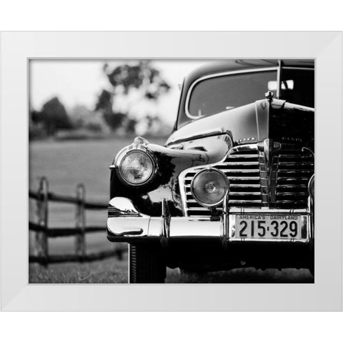 Classic Car I White Modern Wood Framed Art Print by Aledanda