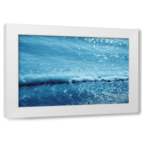 Sparkling Waters IV White Modern Wood Framed Art Print by Larson, Nathan