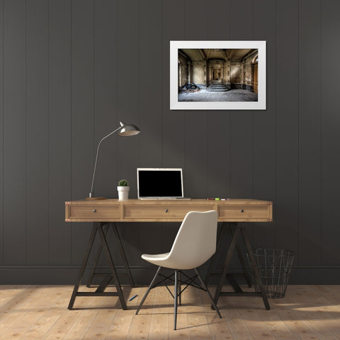 Chateau Venetia White Modern Wood Framed Art Print by Sneeuw, Ivo