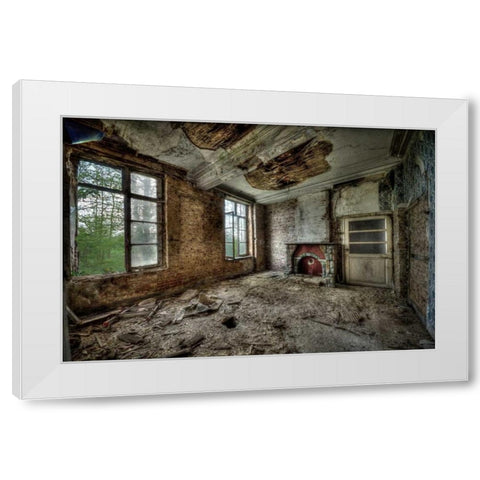 Chateau de vivre II White Modern Wood Framed Art Print by Sneeuw, Ivo