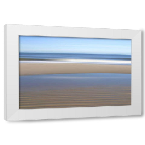 Strand White Modern Wood Framed Art Print by Rossmeissl, Gerhard
