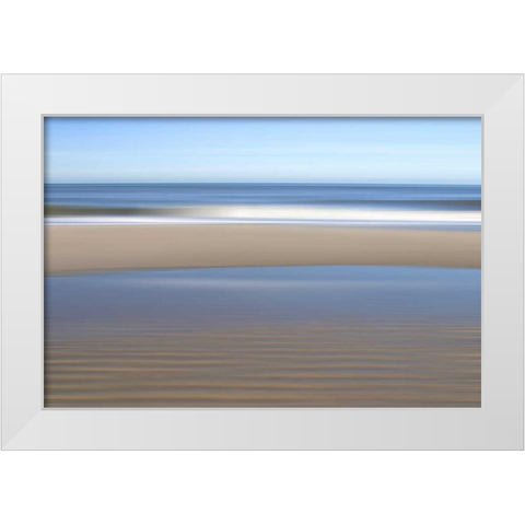 Strand White Modern Wood Framed Art Print by Rossmeissl, Gerhard