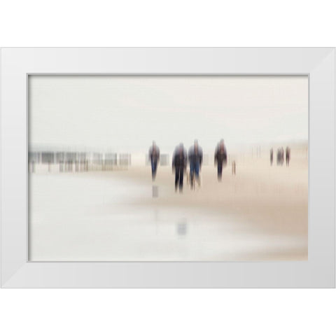 Walking People II White Modern Wood Framed Art Print by Rossmeissl, Gerhard
