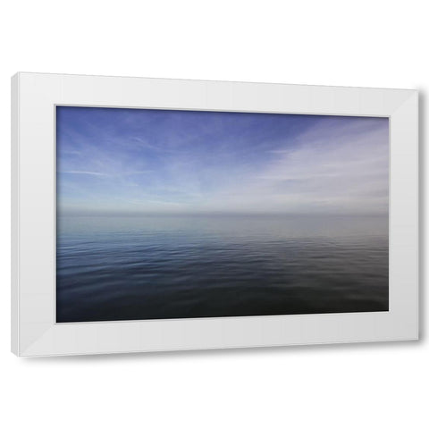 Horizont und Licht VIII White Modern Wood Framed Art Print by Rossmeissl, Gerhard