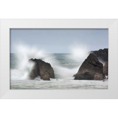 Game waves White Modern Wood Framed Art Print by Vera, Urtzi