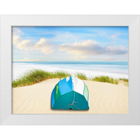 Beachscape Photo III White Modern Wood Framed Art Print by McLoughlin, James