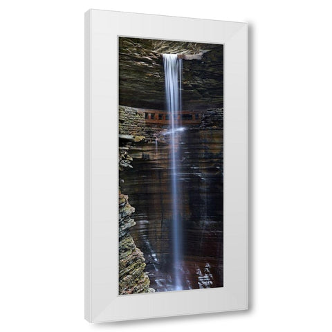 Vertical Water X White Modern Wood Framed Art Print by McLoughlin, James