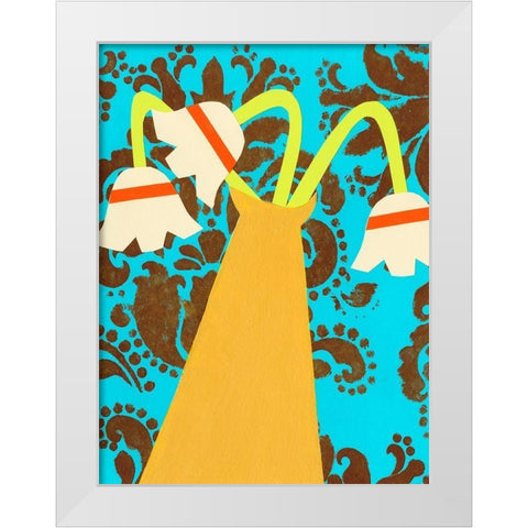 Graphic Vase V White Modern Wood Framed Art Print by Moore, Regina