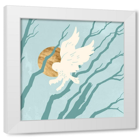 Silent Hunter I White Modern Wood Framed Art Print by Green, Jacob