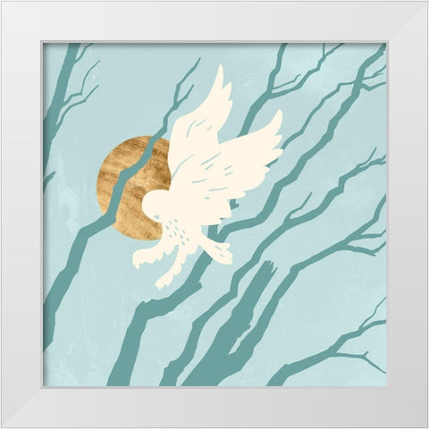 Silent Hunter I White Modern Wood Framed Art Print by Green, Jacob