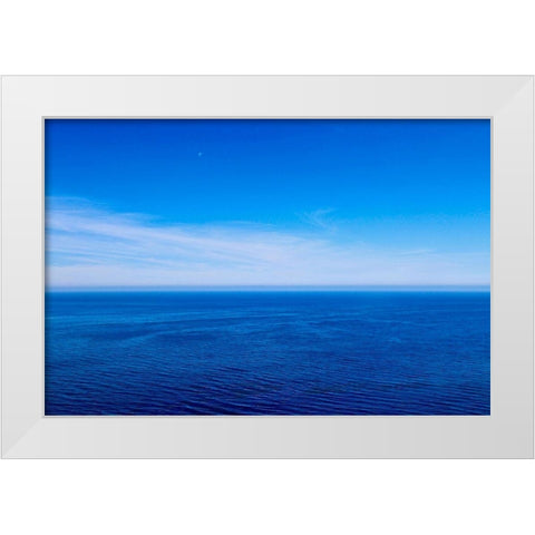 Horizon Line White Modern Wood Framed Art Print by Yellow Cafe