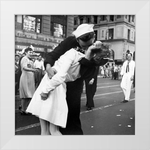 Kissing the War Goodbye in Times Square 1945 White Modern Wood Framed Art Print by Jorgensen, Victor