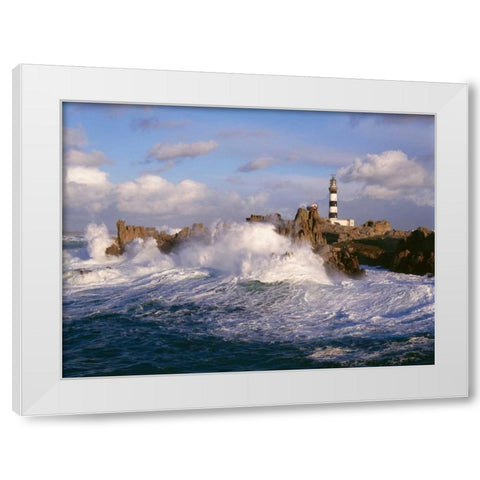 Phare du Creac h White Modern Wood Framed Art Print by Guichard, Jean